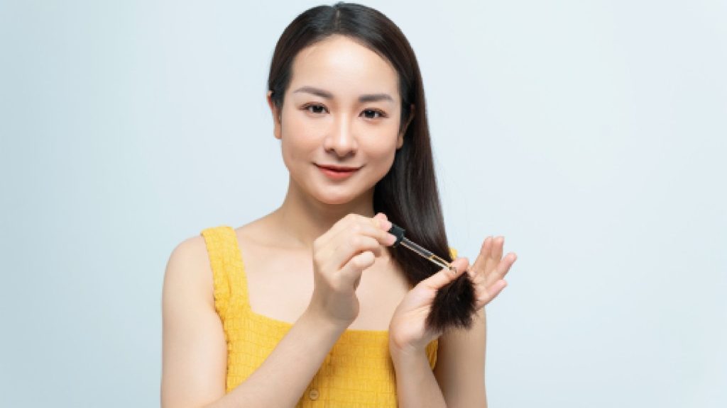 The 5 best hair serums to rescue dry and frizzy hair